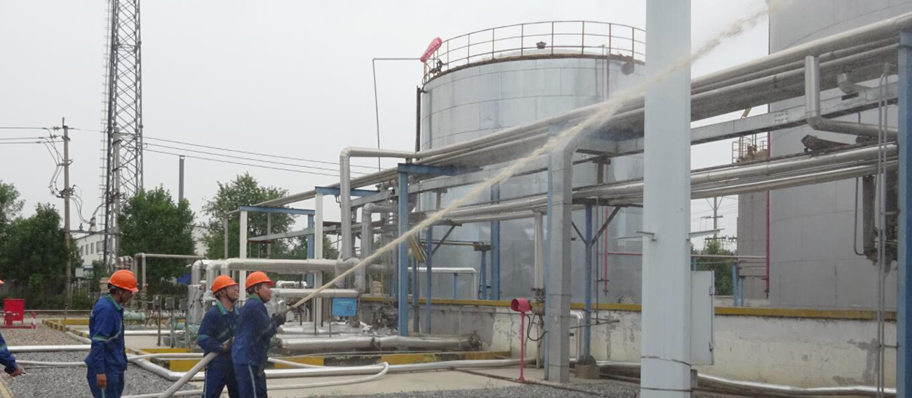 新源公司組織成品罐區(qū)物料泄漏火災、爆炸事故專項應急演練